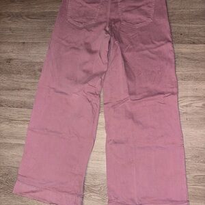American Eagle Low-Rise Wide-Leg Jeans (Only wore once)